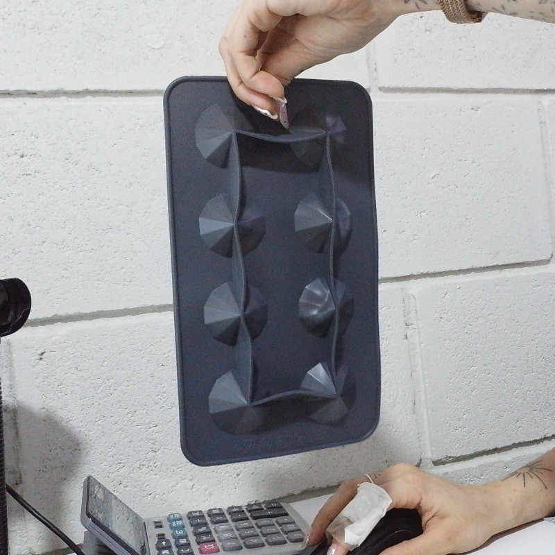 Cubetera Diamante / Bolitas De Silicona