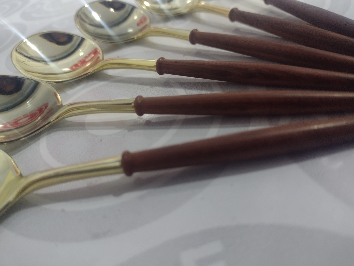 Cucharita Simil Madera Sohpie Dorado X6 Unidades
