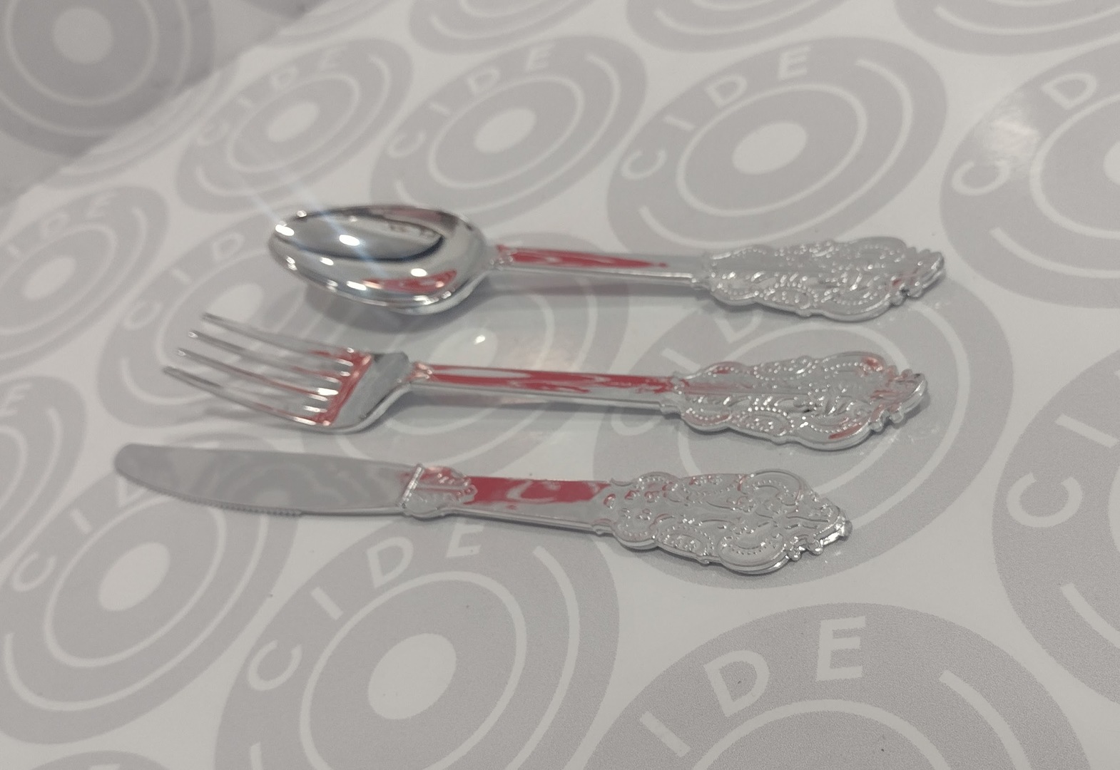 Set Cubiertos Linea Premium Diamond X12 Unidades